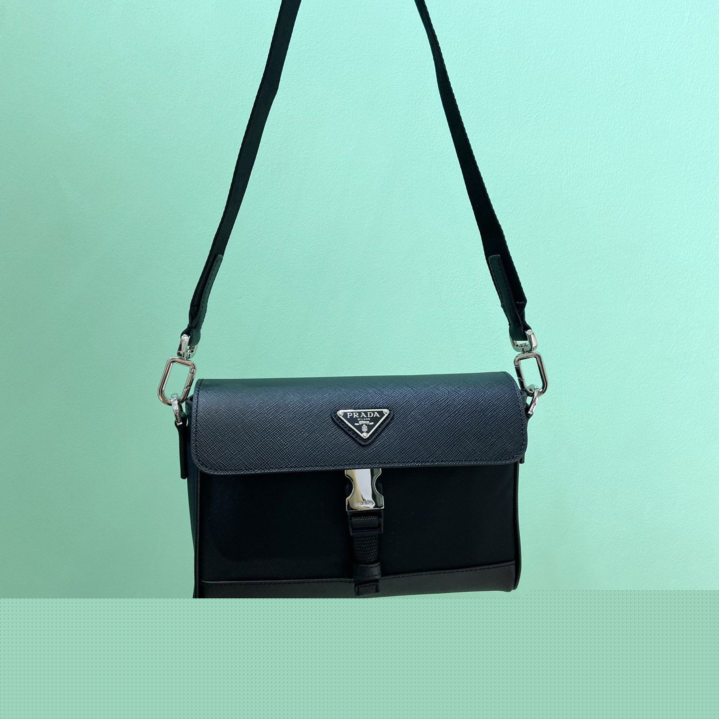Pra*a satchel bags